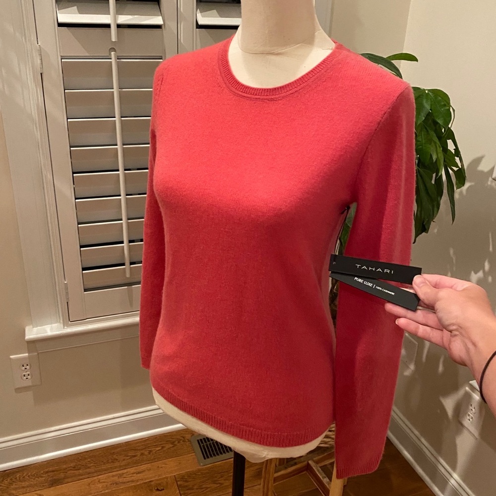 SOLD!! Tahari pure luxe 100% cashmere sweater xs - Picture 2 of 5